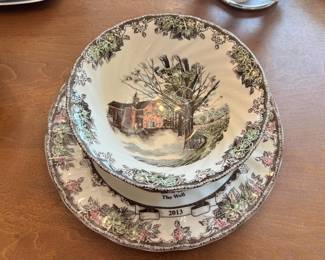 Johnson Brothers Friendly Village Bowl and Dinner Plate