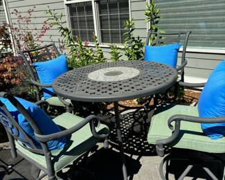 Black Metal Patio Dining Table with 4 Swivel Chairs