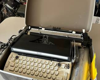 Sears Medalist Power 12 Electric Typewriter