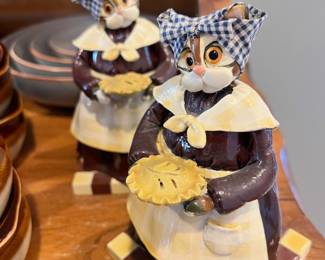 2 Enesco 1997 Donna Little Cat Figurines