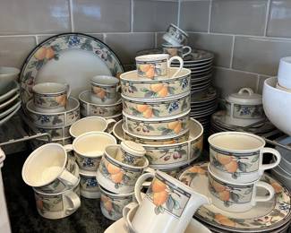 Mikasa Intaglio Garden Harvest Dinnerware Set