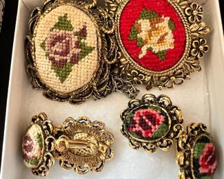 Assortment of Jewelry