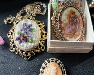 Assortment of Jewelry