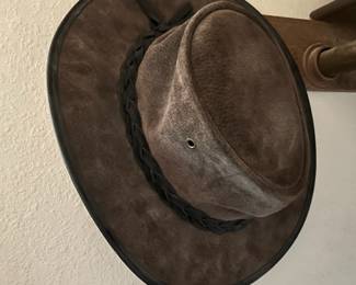 Barmah Foldaway Suede Hat - Size Medium
