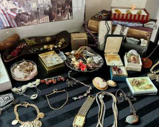 Assortment of Jewelry
