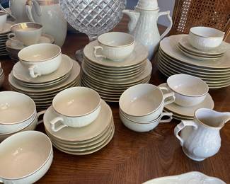 Rosenthal Classic Rose Collection Dinnerware Set