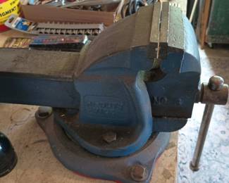 Hi-Duty Heavy Duty Vice - No 3