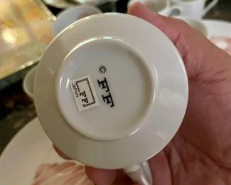 Fitz and Floyd Shell Luncheon Set Coquille Pattern