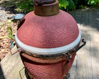 Small Egg Smoker / Grill 
