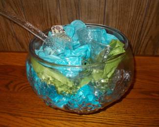 Punch bowl set with 12 cups