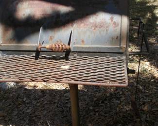 Small bbq pit