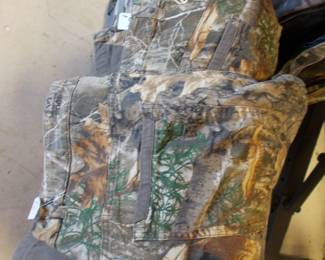 SZ 38 camo pants