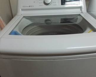 LG washer  like new
