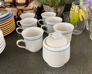 Vintage Contempo 252 Blue dinnerware Japan