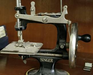 Childs Singer Sewing Machine