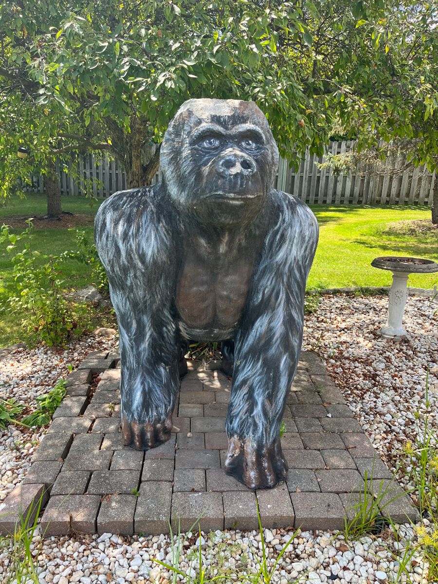 5000lb concrete gorilla 