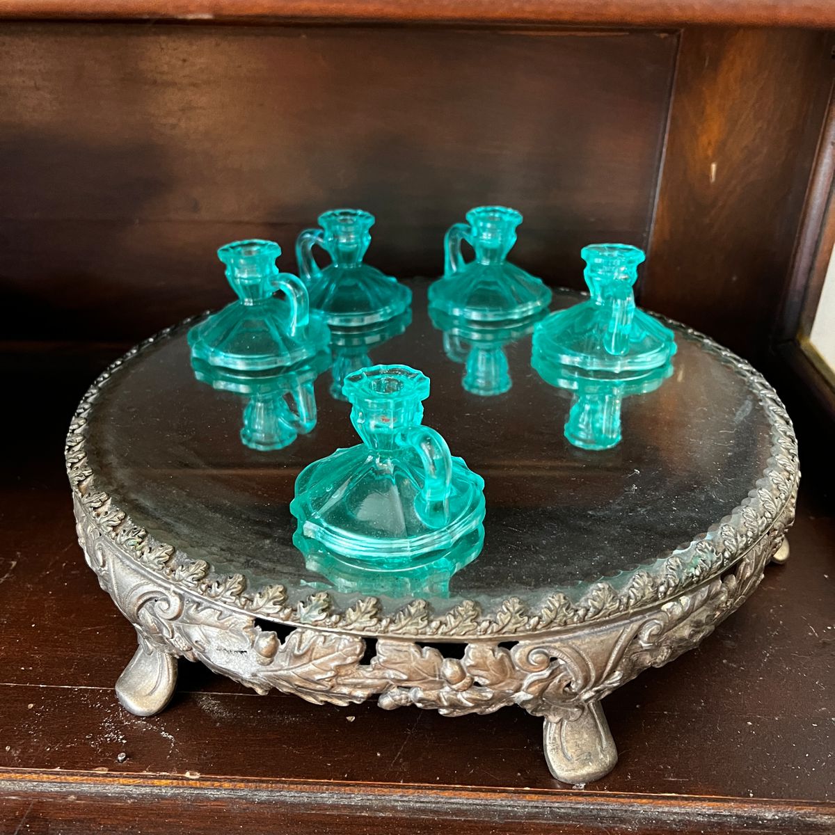 Kept House antiques, monkeys, jewelry and tools starts on 7/26/2024