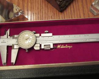 Melanie caliper guage