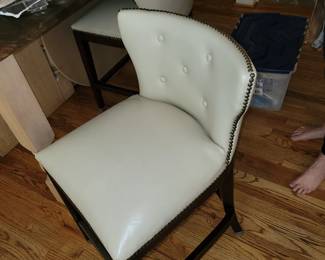 Lesthervhigh bar chairs