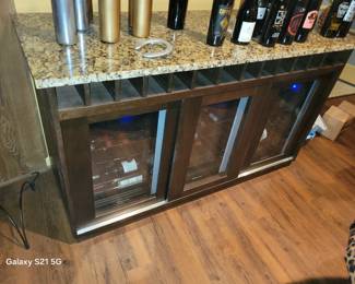 Bar fridge cabinet