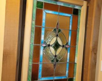Stained glass window 