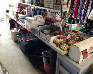 Toys, Christmas, wet n dry vac