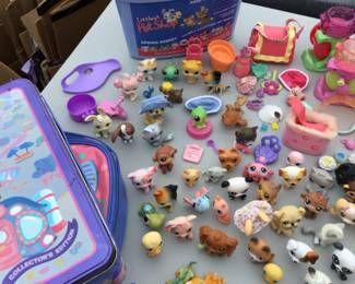 Littlest pet shop 