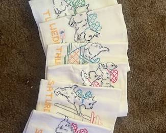 Monday-Sunday Napkins