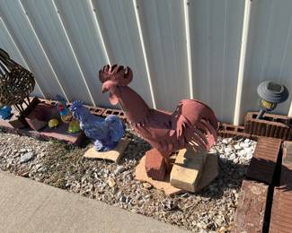 Yard ornaments - Roosters and Chickens