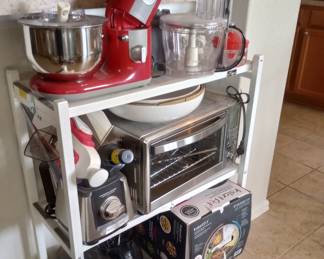 Kitchen appliances. Air fryers stand up mixer, and so much more