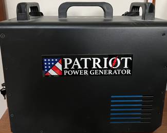 Patriot Power Generator w Solar Panels
