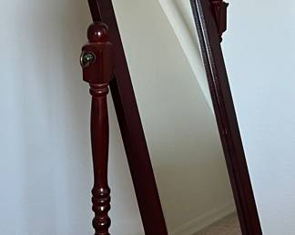 Free-Standing Wardrobe Mirror