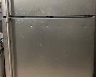 LG Refrigerator/Freezer