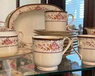 Noritake Brently
