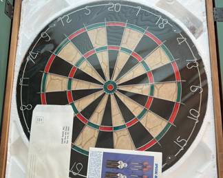 NEW Camel Dartboard