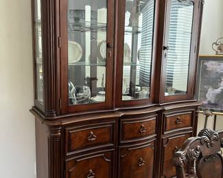 Ashley Lighted Hutch w Glass Doors, Glass Display Shelves