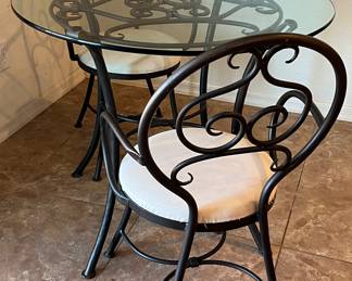 Bistro Style Kitchen Table w 2 Chairs and Glass Top Table