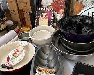 Bakeware, Chef Decor