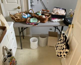 MISCELLANEOUS HOUSEHOLD GOODS