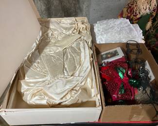 VINTAGE WEDDING DRESS