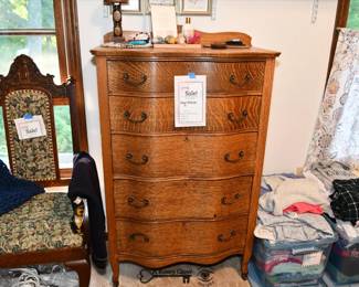 Beautiful Batavia Estate Sale Highlights