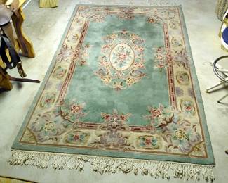 Floral Area Rug, 63.5" x 101"