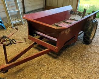 Mill Creek Manufacturing Spreader, 28" x 84" x 35"
