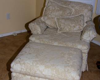 Beautiful upholstered lounger 