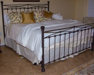 Wire frame bed 