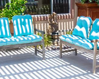 Matching loveseat outdoor set 