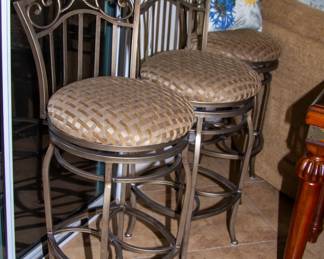 Bar stools(x3)