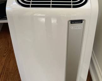 DeLonghi standing air conditioner
