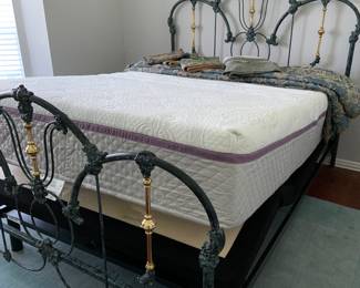 Sealy adjustable queen size matress