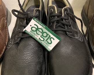 men's NEW! size 12, lots more men's shoes